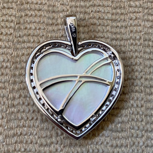 18KT Diamond & Mother Of Pearl Heart Pendant - Picture 2 of 14